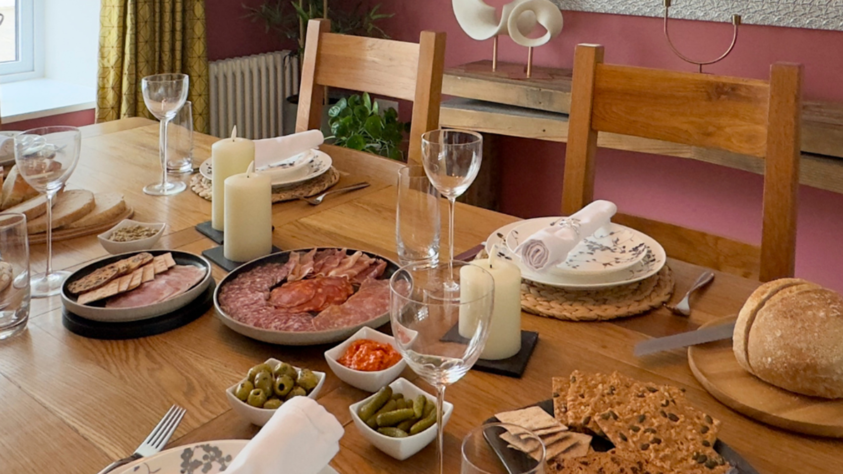 ivywell-interiors-dining-room-festive-table